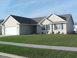 8800 Foxhaven Chse -, Sturtevant, WI 53177