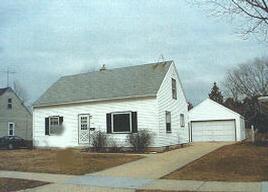 1019 W Lincoln Dr., West Bend, WI 53095