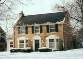 2119 N Swan Blvd., Wauwatosa, WI 53226