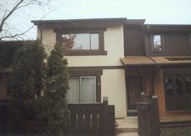 5278 S Somerset Ln, Greenfield, WI 53221