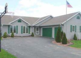 W357N6012 N Bayshore Cir #W357, Oconomowoc, WI 53066