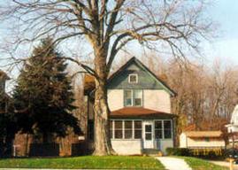 527 Kettle Moraine Dr., Slinger, WI 53086