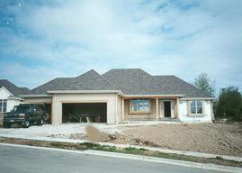 1900 Deer Path, Waukesha, WI 53189