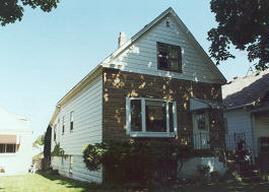 3252 S 14th St, Milwaukee, WI 53215