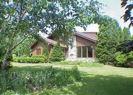 W339N6720 Loghouse Cir, Merton, WI 53066