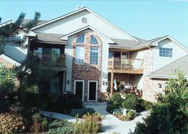 628 W Hillcrest Rd #G, Saukville, WI 53080