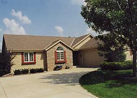 N71W27166 Hansen Dr, Lisbon, WI 53089