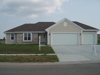 831 N Kelly Ln, Elkhorn, WI 53121