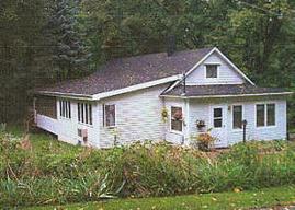 N1385 Summit Dr, Linn, WI 53125
