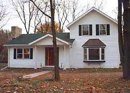 919 W Wisconsin, Oconomowoc, WI 53066