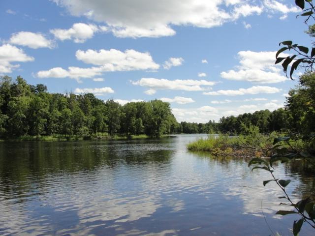 Riverview Ln, Amberg, WI 54102