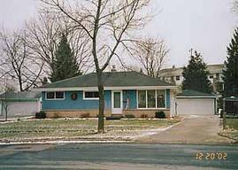 907 Roosevelt Dr., West Bend, WI 53090