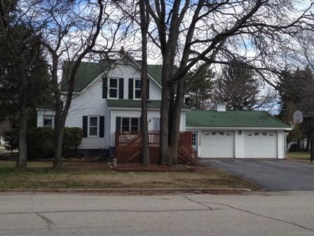 200 Cranberry Ave, Peshtigo, WI 54157