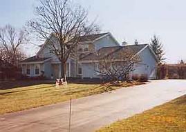 21055 Bramblewood Tr, Brookfield, WI 53045