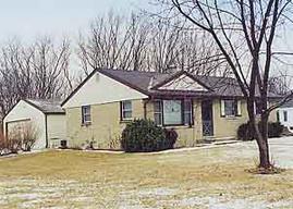 8833 S Carol Ct, Oak Creek, WI 53154