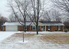 10635 Crestview Dr., Cedarburg, WI 53012