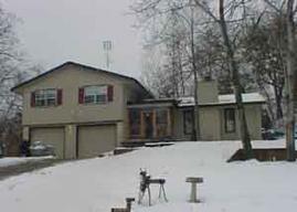 N2231 Hickory Ln., Greenfield, WI 54601