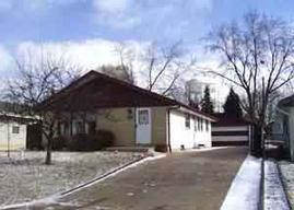 4038 S 91st St., Greenfield, WI 53228