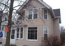 123 Walnut St., Oconomowoc, WI 53066
