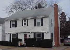 432 Shoreland Dr., Racine, WI 53402