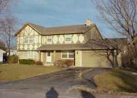 5501 Gallant Fox Ln, Caledonia, WI 53402