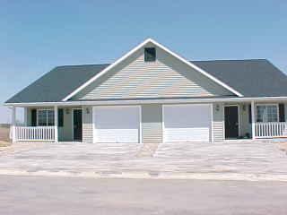 872 Tower Dr., Hartford, WI 53027