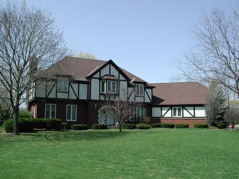 7151 Aspen Ct., Caledonia, WI 53126