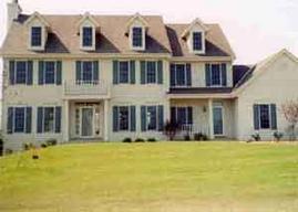 5585 S Nicolet Dr, New Berlin, WI 53151