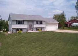 W2768 State Rd 33, Greenfield, WI 54601