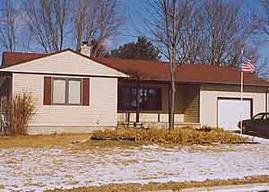 1222 W Salisbury Ln, Whitewater, WI 53190