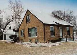 4675 N 104th St., Wauwatosa, WI 53225