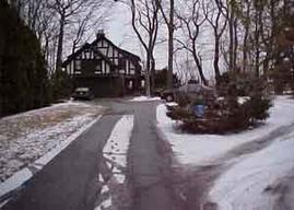 6500 N Lake Dr., Fox Point, WI 53217