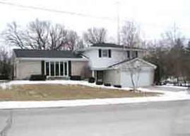 23 Sheffield Dr., Racine, WI 53402