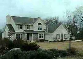 120 Crystal Dr., Hartland, WI 53029
