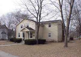 414 S Main St, Delavan, WI 53115