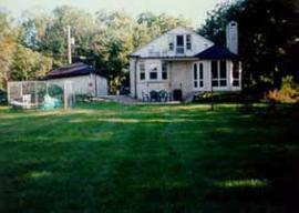 923 Lake Dr, Delafield, WI 53018
