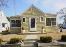 1951 Quincy Ave., Racine, WI 53403