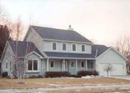 1777 Bobwhite Ln., Grafton, WI 53024