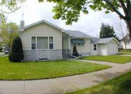 824 S 17th St., La Crosse, WI 54601