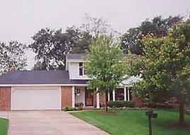 15425 W Mayflower Ct., New Berlin, WI 53151