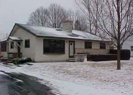 114 Glenowen Dr., Hartland, WI 53029
