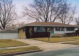 8921 W Holt Ave., Milwaukee, WI 53227