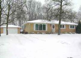 3925 Iona Terr, Greenfield, WI 53221