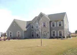 26285 W Crestview Dr. #N27, Pewaukee, WI 53072