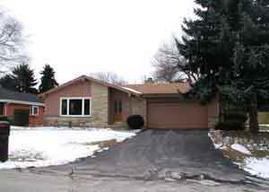 507 Hialeah Dr., Caledonia, WI 53402