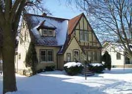 417 W State St, Burlington, WI 53105