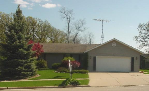 401 Dale Dr., Burlington, WI 53105
