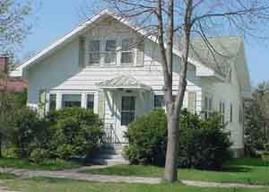 128 S 21st St., La Crosse, WI 54601