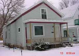 207 S 8th St., La Crosse, WI 54601