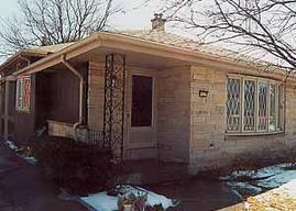 9827 W Grantosa Dr., Wauwatosa, WI 53222